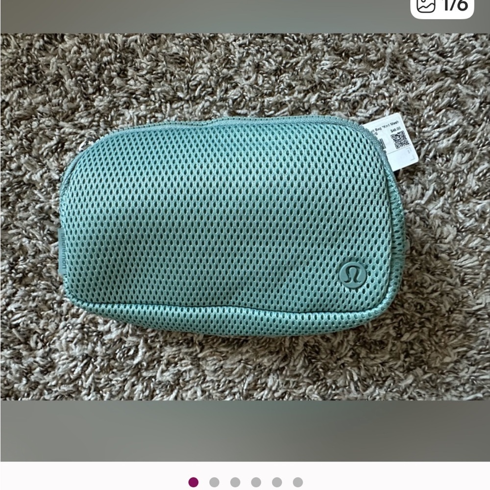 Lululemon Everywhere Knit Mesh Belt Bag 1L Crater Blue NWT - Picture 2 of 9